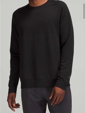 Men's Lululemon Black Engineered Warmth Long Sleeve Crewneck Shirt Size Large